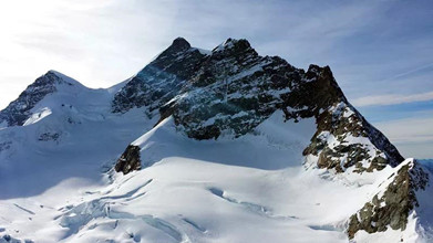 這些高端水難道抗老，憑什么賣的這么好？